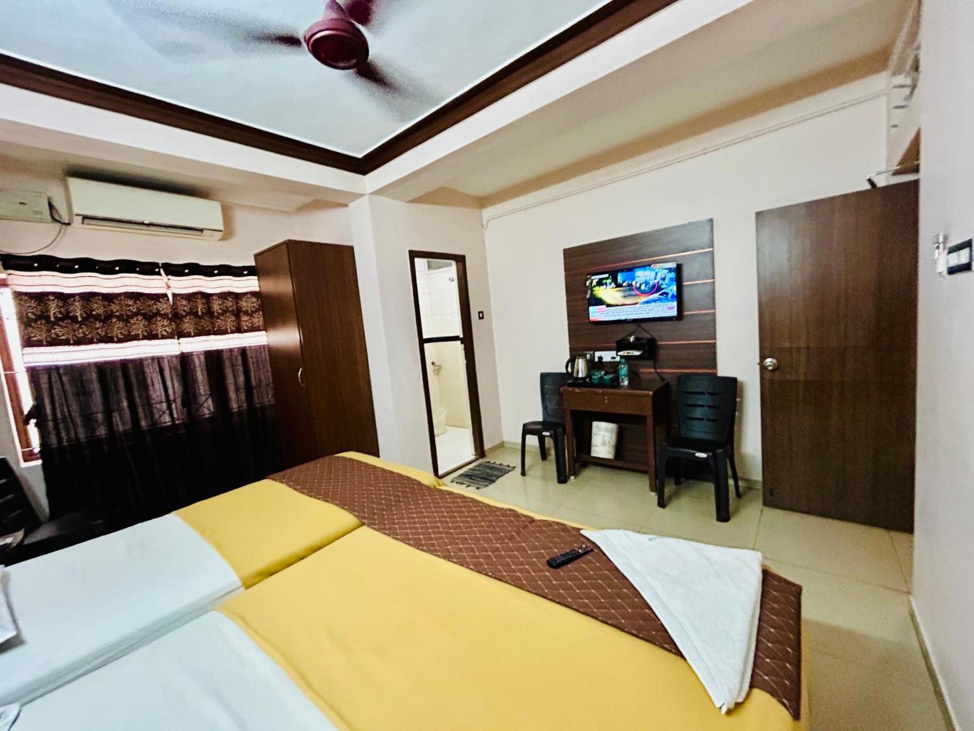 Hotel Jothi Coimbatore Exterior photo